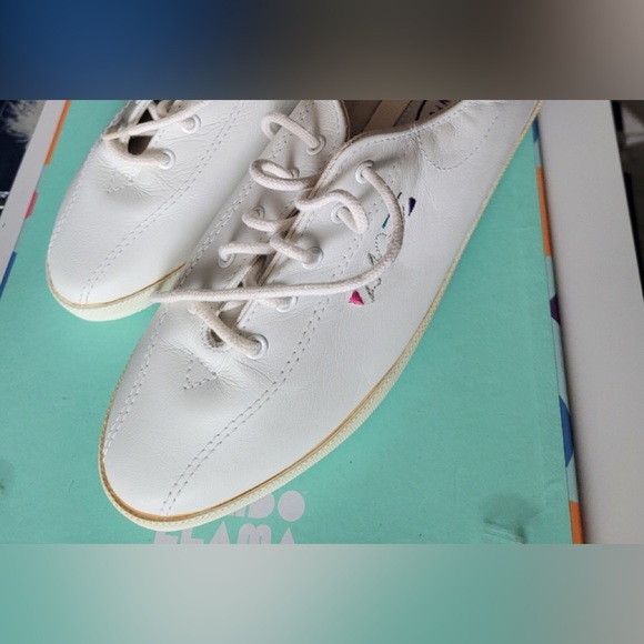 LA Gear White Leather, Size 7, NIB - Picture 2 of 6